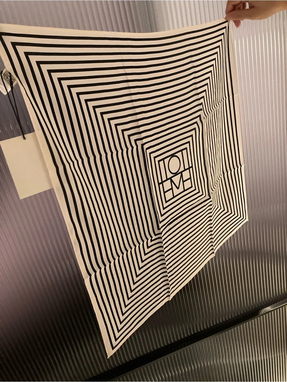 Toteme Black and White Geometric Logo Silk Scarf - Picture 5 of 6